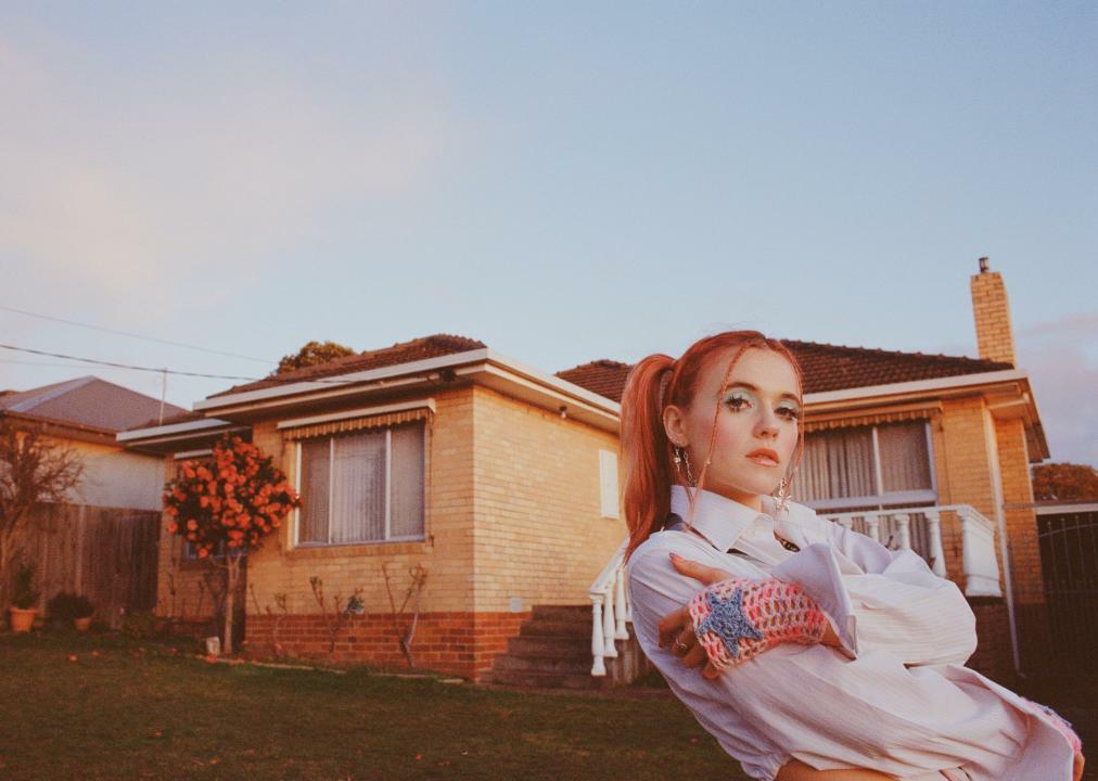 Alt-Pop Newcomer HALLIE Announces Debut EP ‘This Is Love’ + Shares New Single + Video ‘Love!’