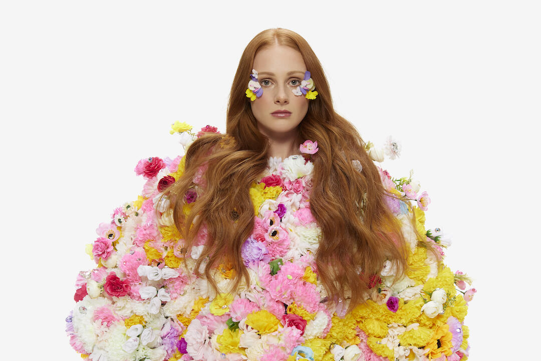 VERA BLUE Announces ‘Mercurial (Deluxe)’ LP On Vinyl For The First Time