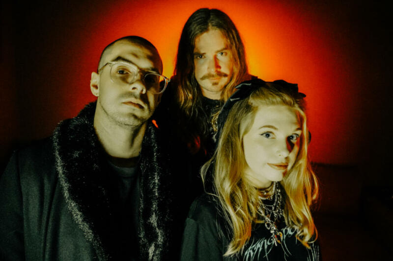 South Australian Doom-Rock Trio ROCKY’S PRIDE & JOY Release Debut Album ‘All The Colours Of Darkness’