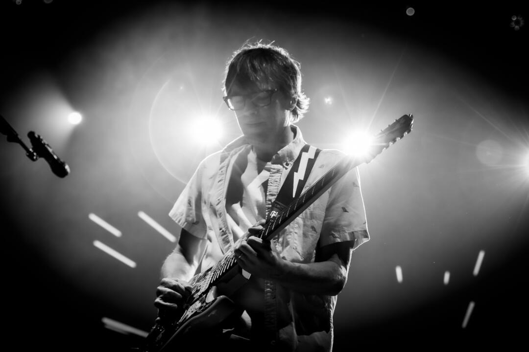 GIG REVIEW: Weezer + Regurgitator @ Brisbane Entertainment Centre – 08/10/2023